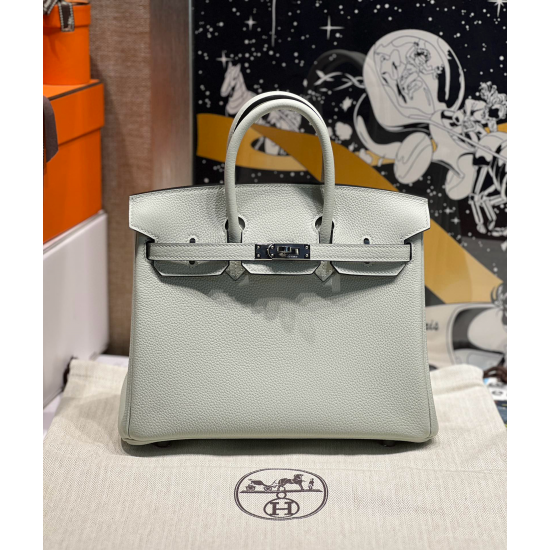 Hermès Birkin 25 Gris Neve Togo Handbag 